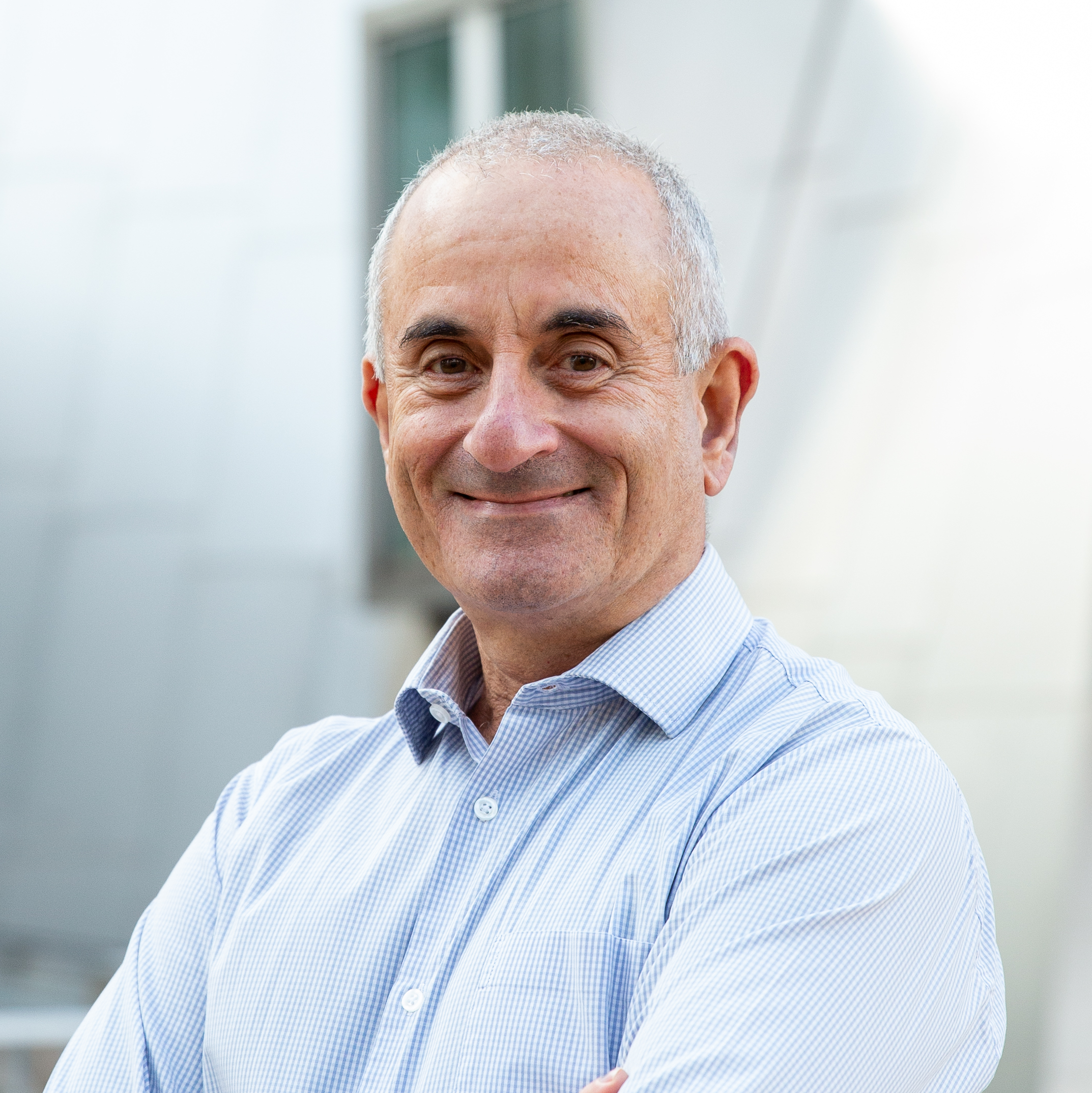 Prof. Dr. Maurício Garcia